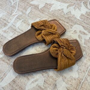 Elegant Brown gold twist Women's Slide Sandals size 41/ size 11